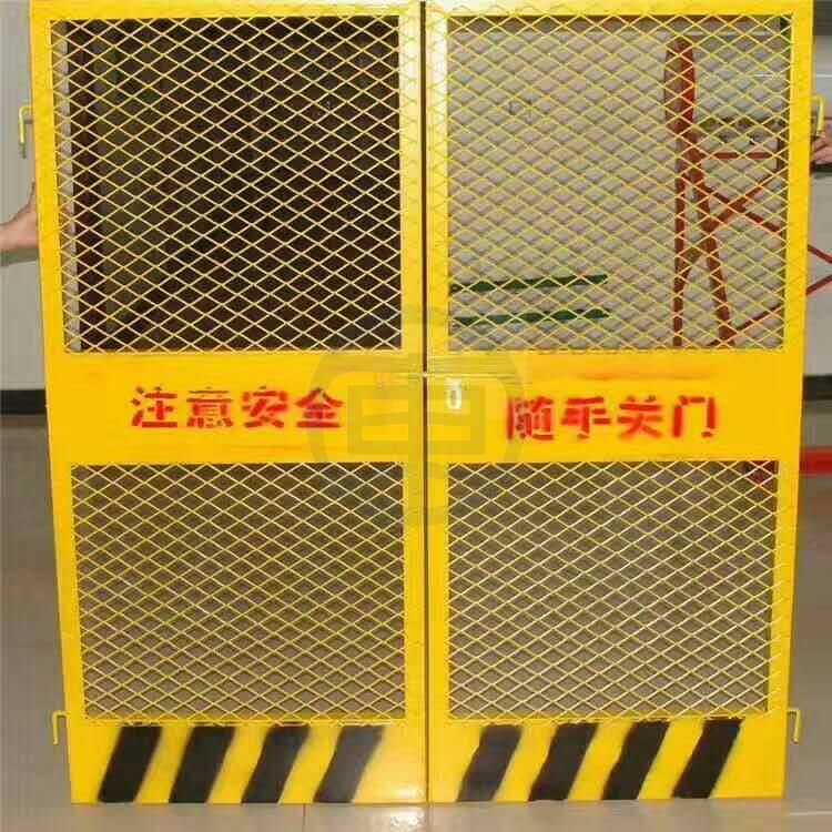 施工电梯门 施工电梯门